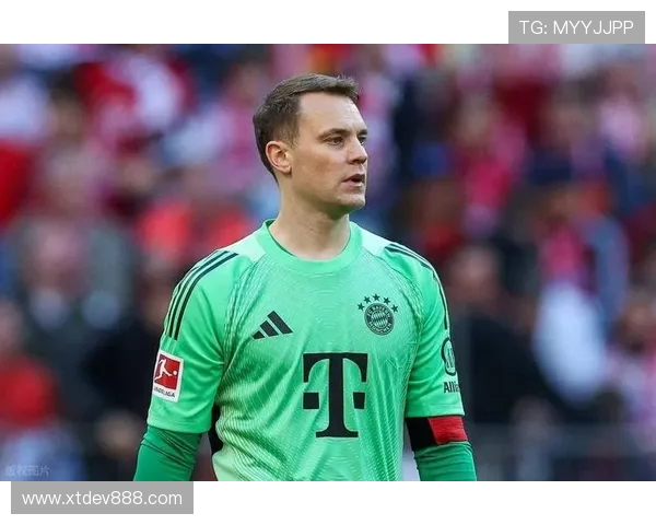 诺伊尔:从守门员到传奇,如何塑造足球历史上的不朽之神