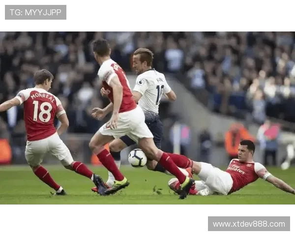 里耶卡主场迎战阿尔克马尔双方争夺欧联杯小组赛关键胜利